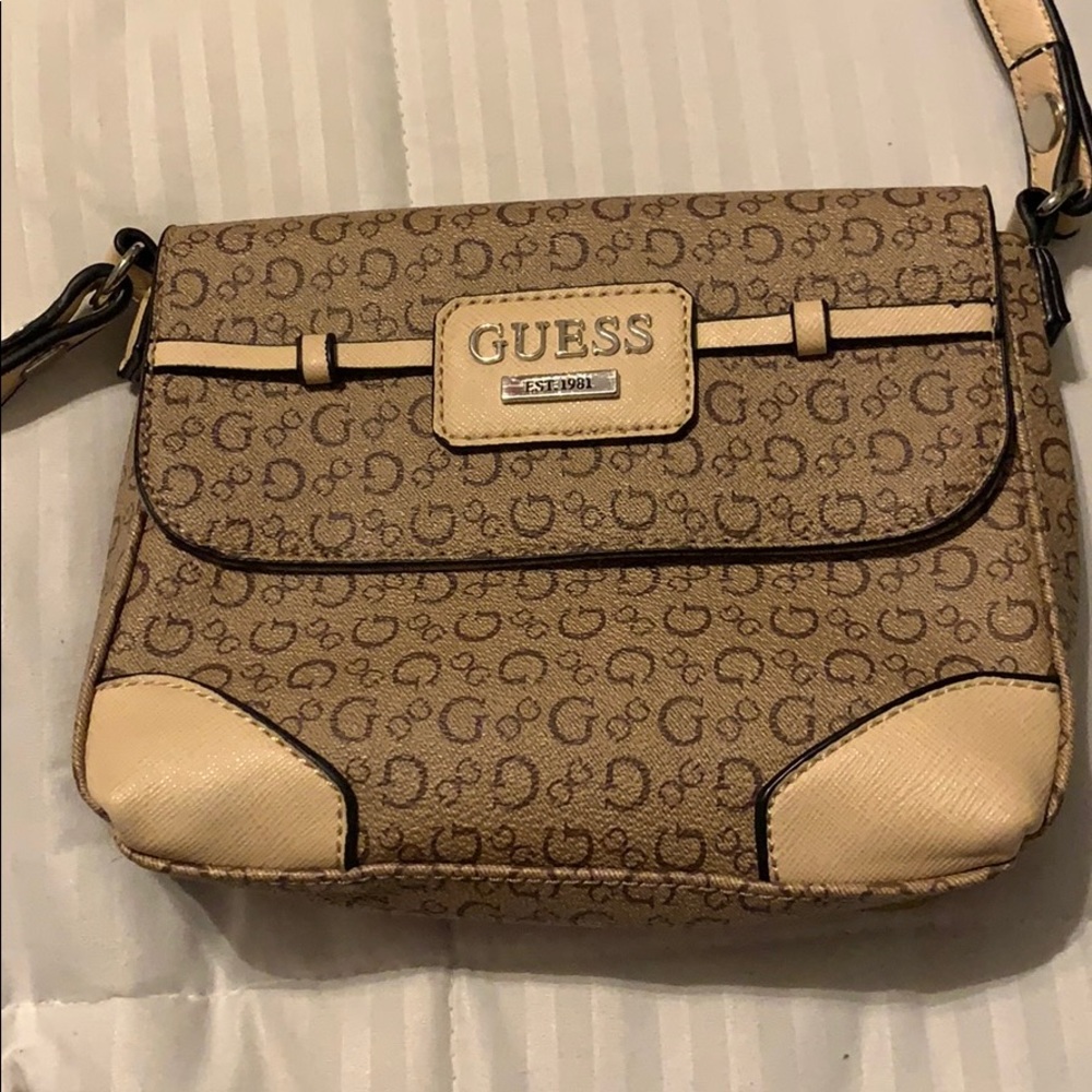 Guess shoulder purse